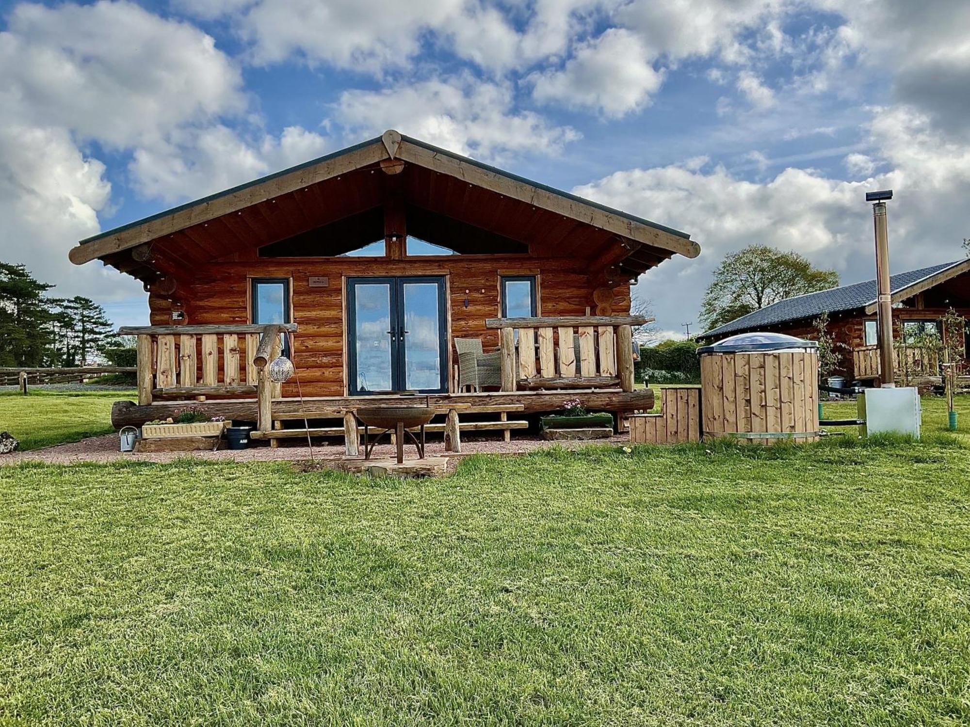 Rowan - Tedstone Log Cabins Bromyard Exteriör bild